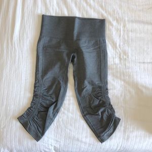 Lululemon HighRise Crop 21”